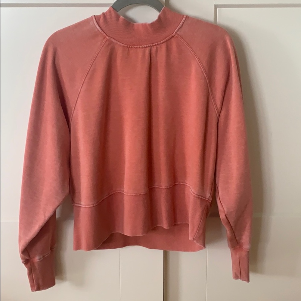 very soft and comfortable mock neck sweatshirt
